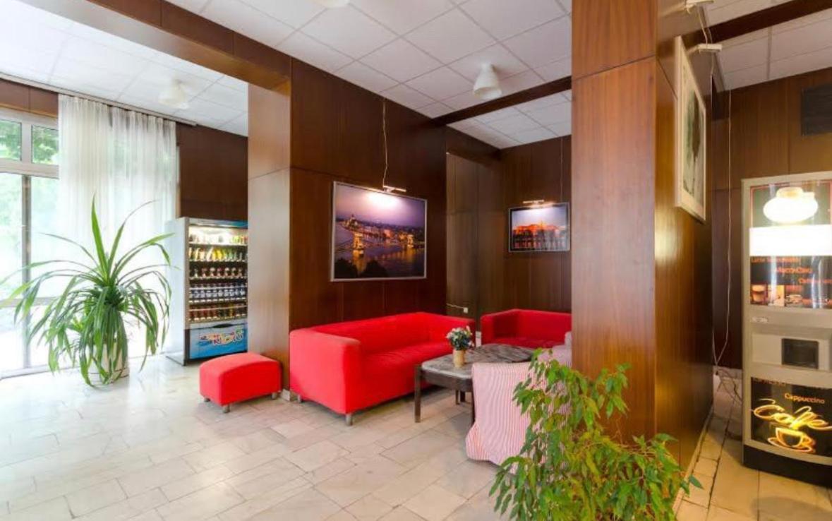 H1 Apartmanok Budapest Exterior photo